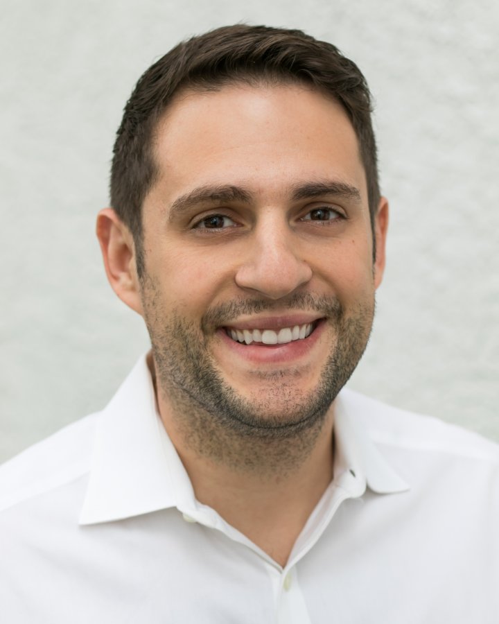 Ari Rubinstein, REALTOR®, Equity Union Real Estate — Woodland Hills and West San Fernando Valley listing agent